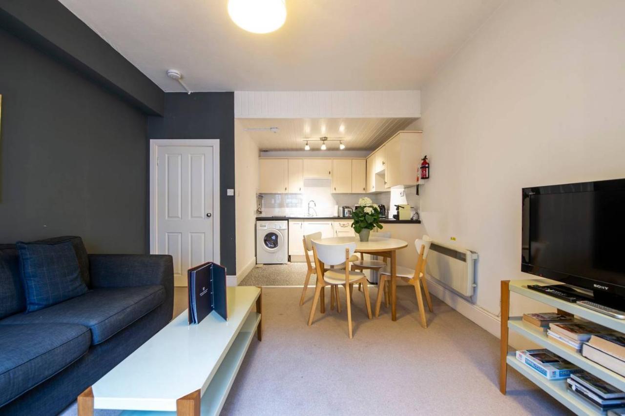 Joivy Charming Apt Close To City Centre EDI Exterior photo